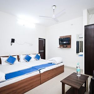 Hotel Apoorv - Near Jaipur Railway Station
